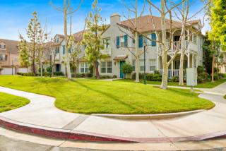 30 Cabazon, Irvine, CA 92602-2431