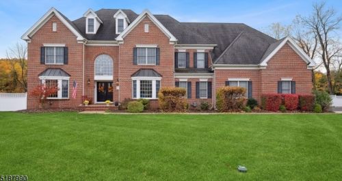 42 Anderson Rd, Branchburg, NJ 08853-3514