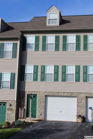 1012 Hearthridge Ln, York, PA 17404-7822