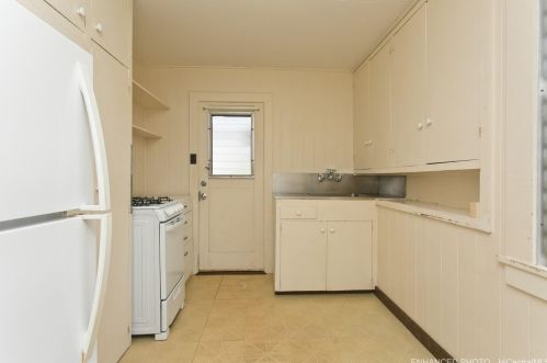 742 19th Ave, Honolulu HI  96816-4502 exterior