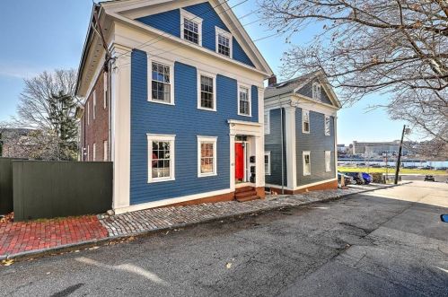 47 Transit St, Providence, RI 02906-3820