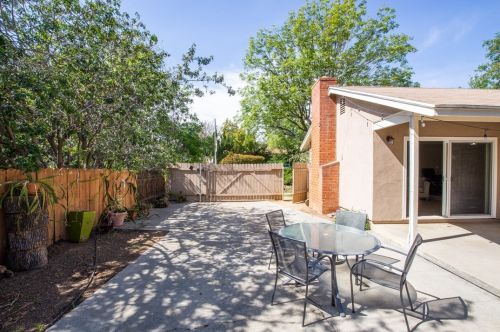 3566 Mt Vernon Ave, Riverside CA  92507-4623 exterior