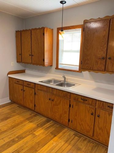 117 Greenland St, Walnut Springs TX  76690-4575 exterior