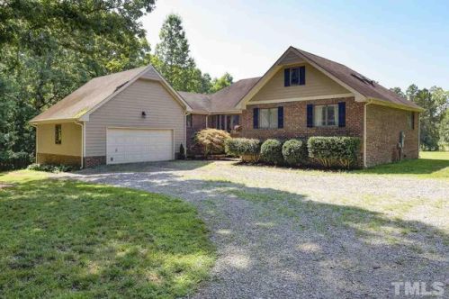 979 Jordan Narron Rd, Selma, NC 27576-6137