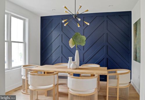 703 Bonifant St, Silver Spring MD  20910-5535 exterior