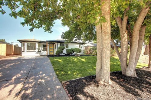 2811 Cook St, Denver CO  80205-5012 exterior