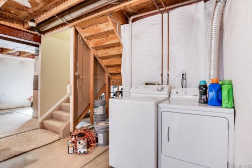 4277 Himalaya Way, Aurora CO 80013-6078 exterior