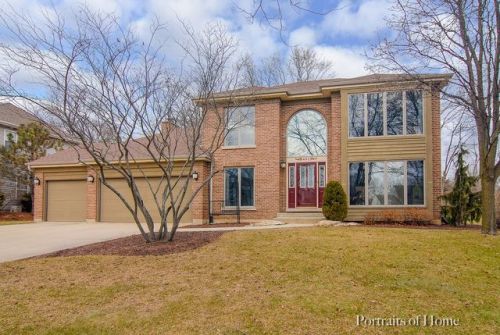 901 Sycamore Ln, Batavia, IL 60510-4541