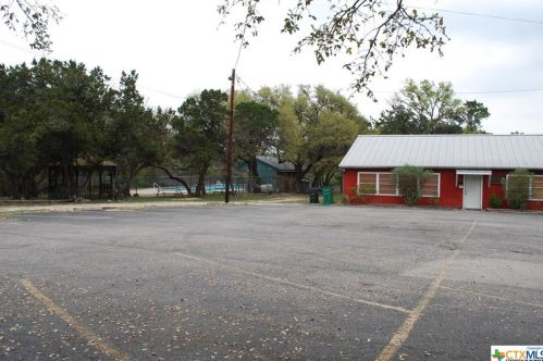 1891 Tanglewood Trl Ct, Spring Branch TX 78070-5237 exterior