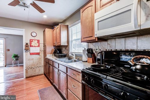 509 Walker St, Aberdeen MD  21001-3420 exterior