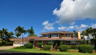 5373 Pau A Laka St, Koloa, HI 96756-9572
