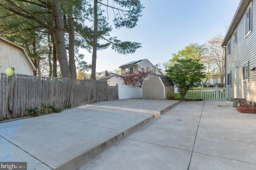 241 Nassau Dr, Tavistock NJ 08033-3976 exterior