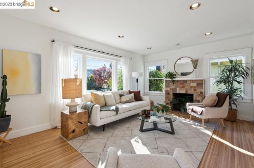 1377 Francisco St, Berkeley, CA 94702-1439