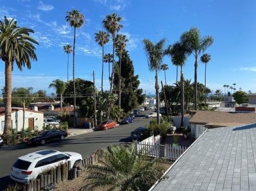 238 Avenida Monterey, San Clemente, CA 92672-1975