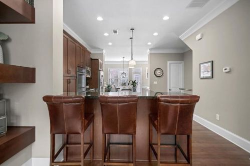 3635 Brookleigh Ln, Atlanta GA  30319-2206 exterior