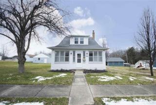 302 Eldridge St, Beverly Manor, IL 61571-2622
