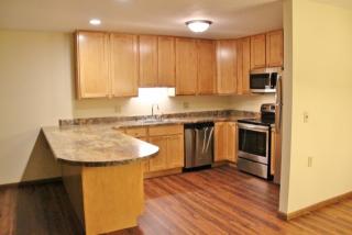 5610 Laurel Ave, Minneapolis MN  55416-1058 exterior