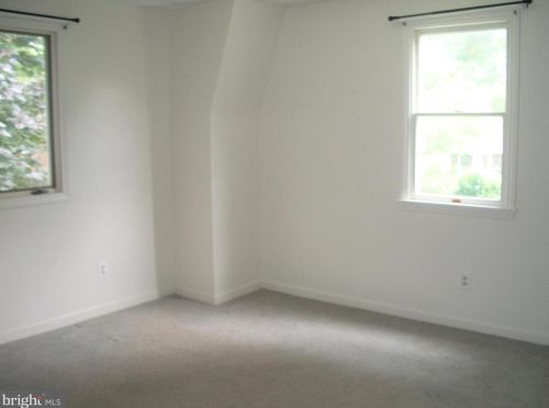 2502 Burgundy Dr, Fallston MD  21047-2112 exterior