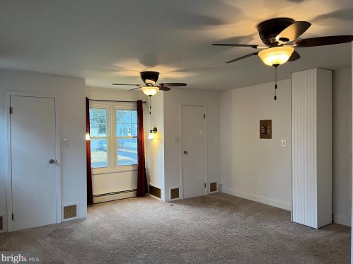 56 Mandl St, Trenton NJ  08619-3604 exterior