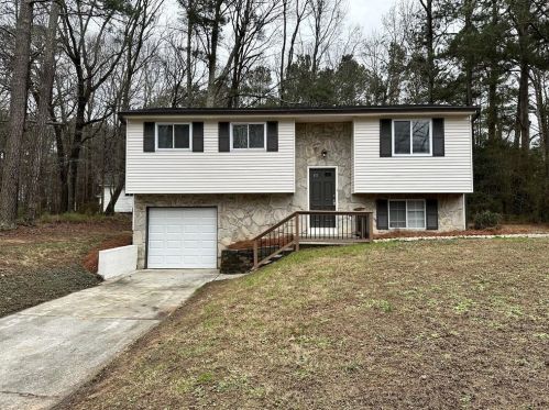 3775 Somerset Dr, Marietta, GA 30064-1635