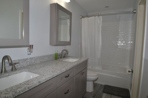 169 College View Dr, Hackettstown NJ  07840-1020 exterior