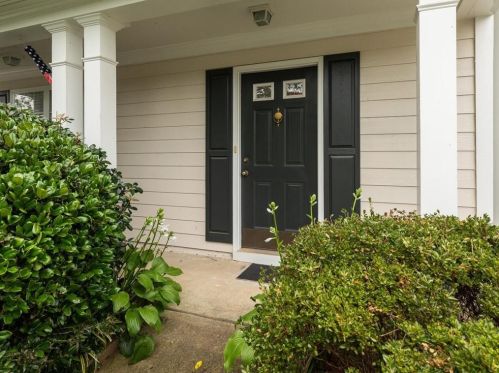 2770 White Blossom Ln, Suwanee, GA 30024-3547