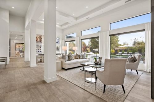 1575 Grant Rd, Los Altos CA  94024-6149 exterior