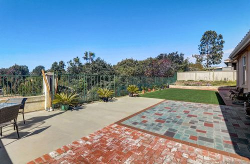 941 Paseo La Cresta, Chula Vista CA  91910-6729 exterior