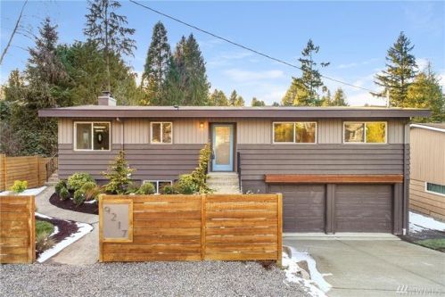 9217 27 Ave, Seattle WA  98126-3920 exterior