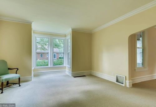 2689 8th Ave, Saint Paul MN  55109-3130 exterior