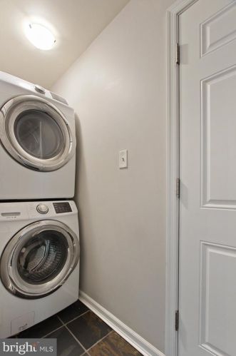 41 Roosevelt Blvd, Lancaster PA  17601-4039 exterior