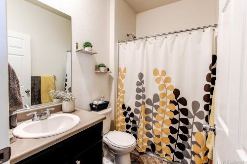 1909 Jade Ave, Denver CO 80603-5867 exterior