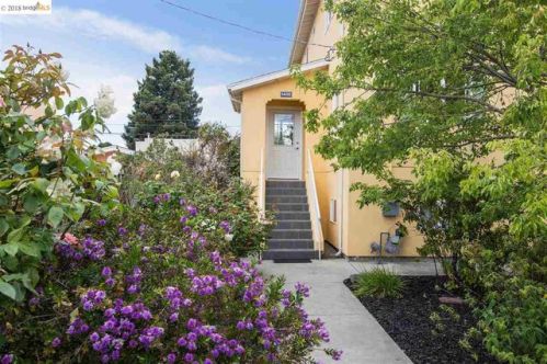 1482 Northside Ave, Berkeley, CA 94702-1122