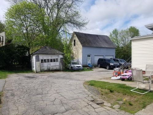 41 Carter St, Killingly, CT 06239-3500