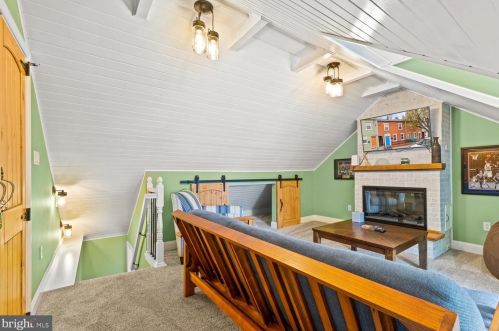 321 Walnut St, Lancaster PA  17602-2403 exterior