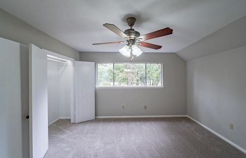 543 Braxton Bragg Ln, Conroe TX  77306 exterior