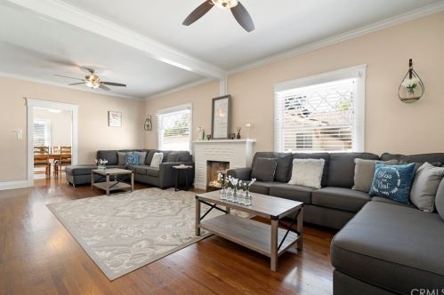 3364 Cedar St, Riverside CA  92501-2625 exterior