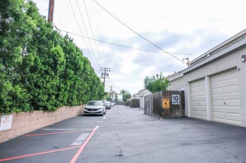 1201 California St, Orange CA  92867-5000 exterior