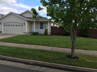 501 Whirlwind Dr, Albany OR  97322-4550 exterior