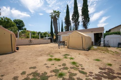 16273 Rancho Escondido Dr, Riverside CA  92506-5814 exterior
