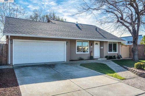 409 Alameda Dr, Livermore, CA 94551-1564