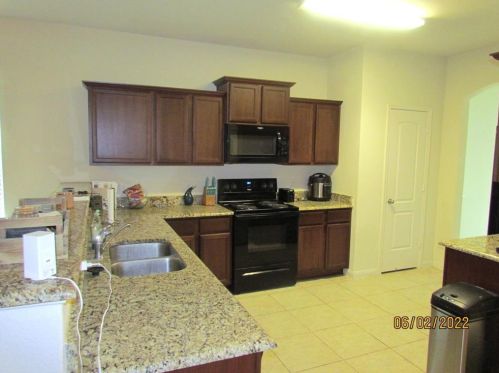 1910 Fairbanks Dr, Princeton TX exterior