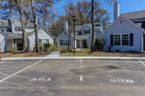 1330 Cassidy Ct, Mount Pleasant SC  29464-4641 exterior