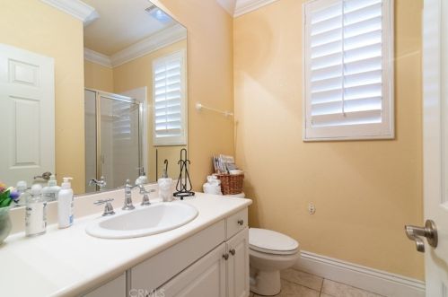 2895 Cinnamon Pl, Anaheim CA  92806-3733 exterior