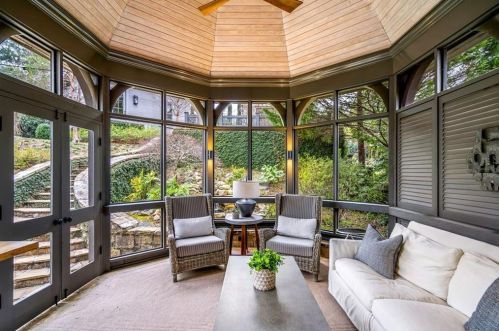 395 Beverly Rd, Atlanta GA  30309-2728 exterior