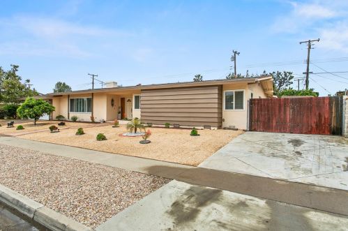 12641 Swidler Pl, Santa Ana, CA 92705-1210