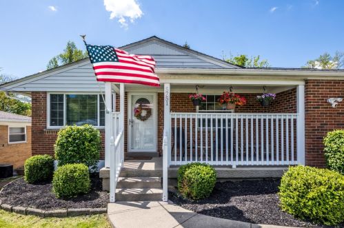 5751 Fourson Dr, Cincinnati, OH 45233-4722