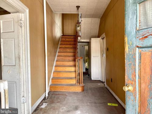 43 Potomac St, Williamsport, MD 21795-1155