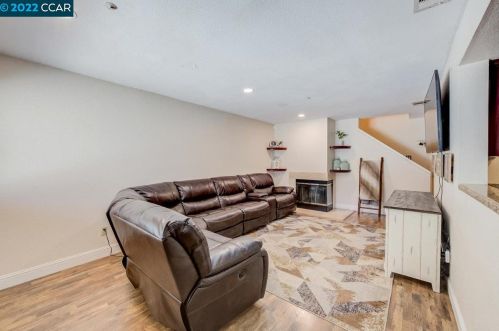 1675 Paseo Laguna Seco, Livermore, CA 94551-7429