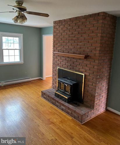 10628 Old Frederick Rd, Graceham MD  21788-2918 exterior